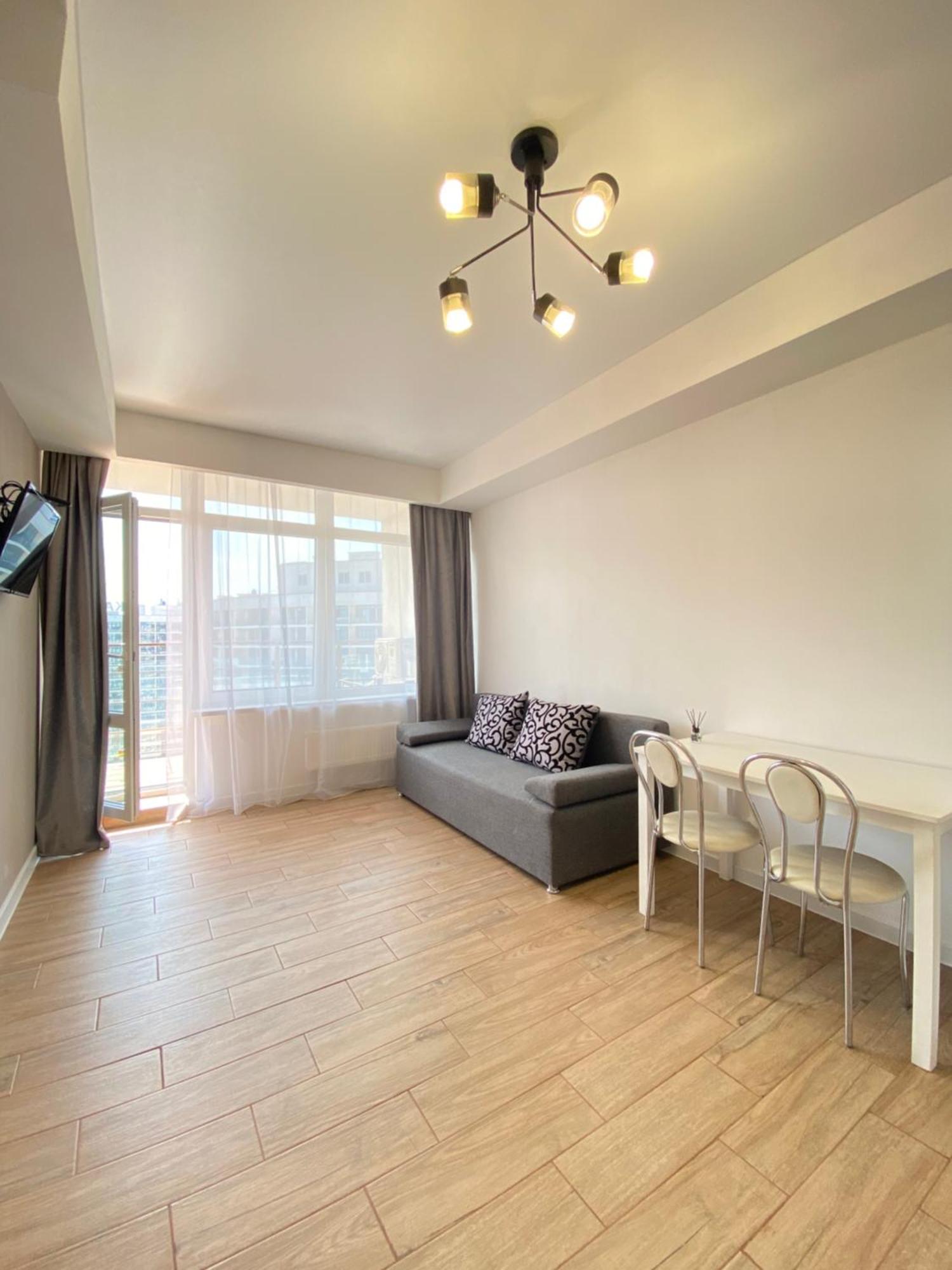 Arcadia New Apartments Odessa Ngoại thất bức ảnh